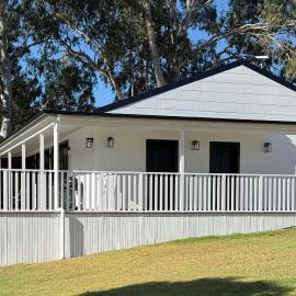 Dawsons Retreat, hotel in Blewitts Springs