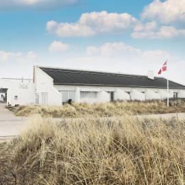 Unique, newly renovated home on Strandvejen close to the sea, hotel Brovstban