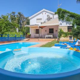 Casa Huerta El Fontanarillo Montemayor by Ruralidays