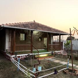 The Peepal farm stay, hotel in Nashik
