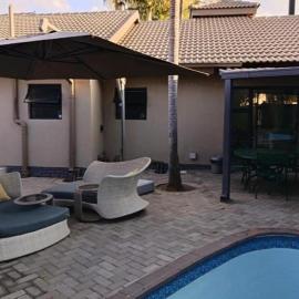 Lady Daisy Boutique Guesthouse, hotel v destinaci Rustenburg