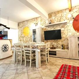 The Blue Sea Apartments, Hotel in SantʼAntìoco