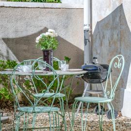 Appartement de charme 4 p dans résidence avec piscine avec piscine 5 mn Amboise - RESTRIE AMBOISE, hotel in Pocé-sur-Cisse