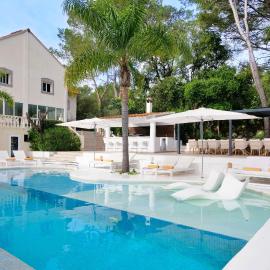 Villa MAGNA,Traumvilla-2 Pools,Whirlpool,Aussenküche,Kinosaal, Billard,Bierzapfhahn, Kinderhaus