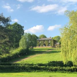 5 Bed in Taunton oc-95570, hotel a Fitzhead
