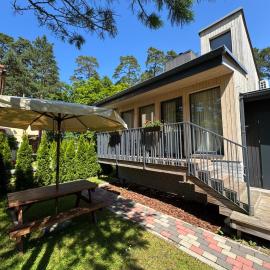 Cozy House Among Pine Trees with Fireplace & Relaxing Vibes