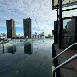 W8 Condo, LUXE 2 Bedroom Private floor, Best Hip Central Bangkok area, 5 mins from Thonglo BTS station, Hotel in Bangkok