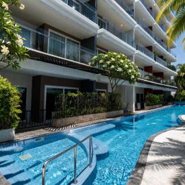 Condo Vireo Pool View Babylon Sky Garden Rawai, hotel em Phuket
