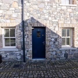 Alensgrove Cottages #6 - Two-Bedroom Cottage, hotel v destinaci Leixlip