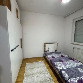 Rental House, hotel in Mitrovica