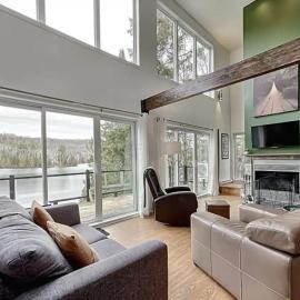 Viesnīca Lakeside Lodge at Tremblant pilsētā Brébeuf