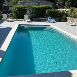 Studio confortable 4 personnes, hôtel à Fuveau