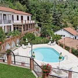 Azienda Agrituristica Borgoameno, hotel in Casanova Lerrore
