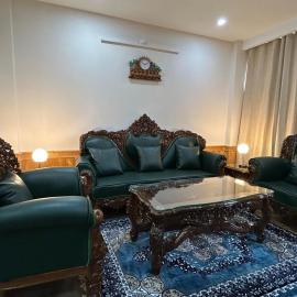 Apartment in Barog, hotell i Barog