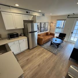 The Brick & Beam 3rd Floor Apartment