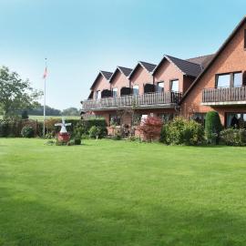 Pension Tüxen, hotel v destinácii Hasselberg