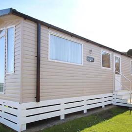 1. Swanage Supreme 3 Bedroom Caravan, hotel in Swanage