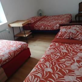 Chic et relax familial, hotel in Montmarault