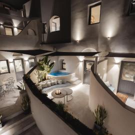 Hotiday Santorini Mesaria