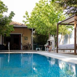 Gyra Villas - Villa Adonis with private pool, hotel sa Lefkada Town