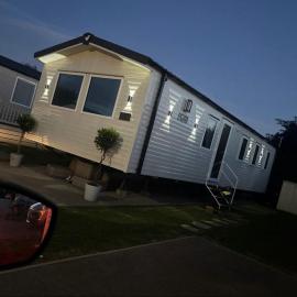 Birchington vale holiday park caravan