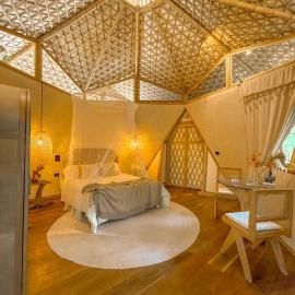 Romantic Star Bath Suite, Cave Pool & Yoga Center, hotel em Tulum