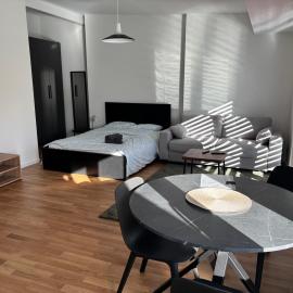 2 minutes walking from Lausanne Train station