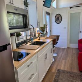 Horseshoe Tiny home, hotel in Scottsdale