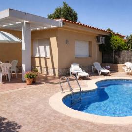리우마르에 위치한 호텔 Casa Marga - Piscina Privada - Playa - BBQ - Parking - Delta de l'Ebre - Riumar