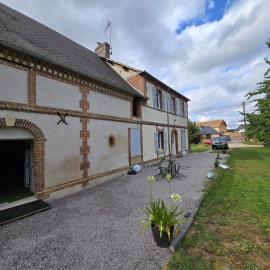 La Hacienda Verde, hotel in Heudreville-sur-Eure