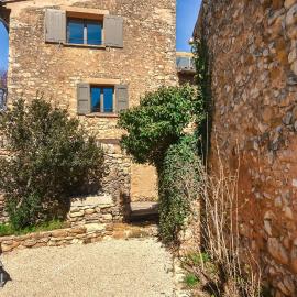 Maison En Pierres