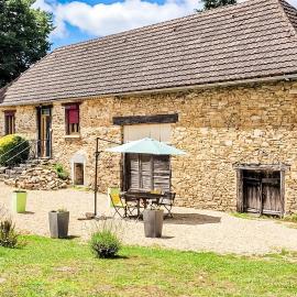 Gorgeous Home In Saint-Priest-Les-Fougè