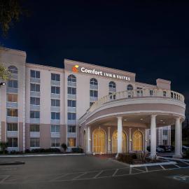 Comfort Inn & Suites Lakeland North I-4, hotel v mestu Lakeland