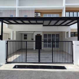 Anak KU Homestay, hotel a Merlimau