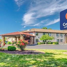 Comfort Inn & Suites West Springfield, khách sạn ở West Springfield