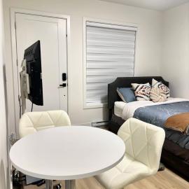 Quiet Private Room Victoria - PS5, Fast WiFi, Parking, hotel a Langford