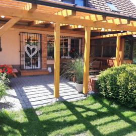 Apartmány pod Hradem, hotel in Holštejn