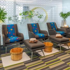Beachfront Suite Escape