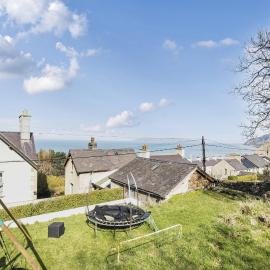 4Br Sea View Escape-Near Snowdonia& Coastal Trails, hotel in Penmaen-mawr
