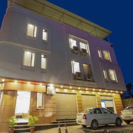 Hotel Anchal Villa By YB Hotel