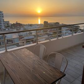 Nogalera apartament with sea view