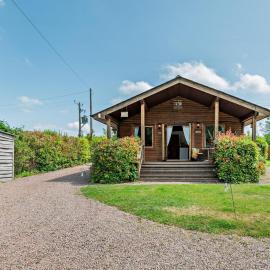 2 Bed in Ledbury oc-77377, hotel u gradu Yatton
