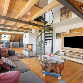 I'd Love To Be Home, Hotel in Bidingen