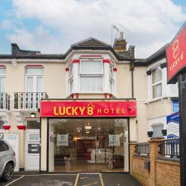 Lucky 8 Hotel
