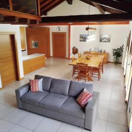 Simply Home Appartamento vicino Treviso e Colline del Prosecco, hotell i Spresiano