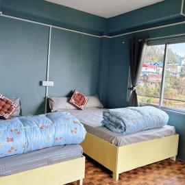 Jetsunfarmstay, hotel in Sukhia Pokhari