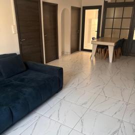 3 pièces TERRASSE et JACUZZI