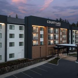 Courtyard by Marriott Portland Tigard, hotelli kohteessa Tigard