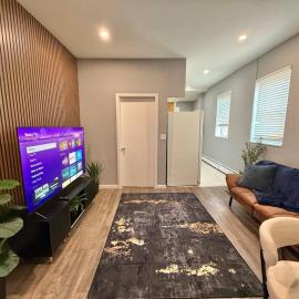 Modern apartment close to NYC, Hotel in North Bergen