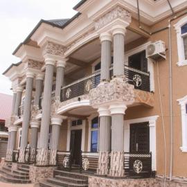 Maa Kyere Apartment، فندق في Kintampo